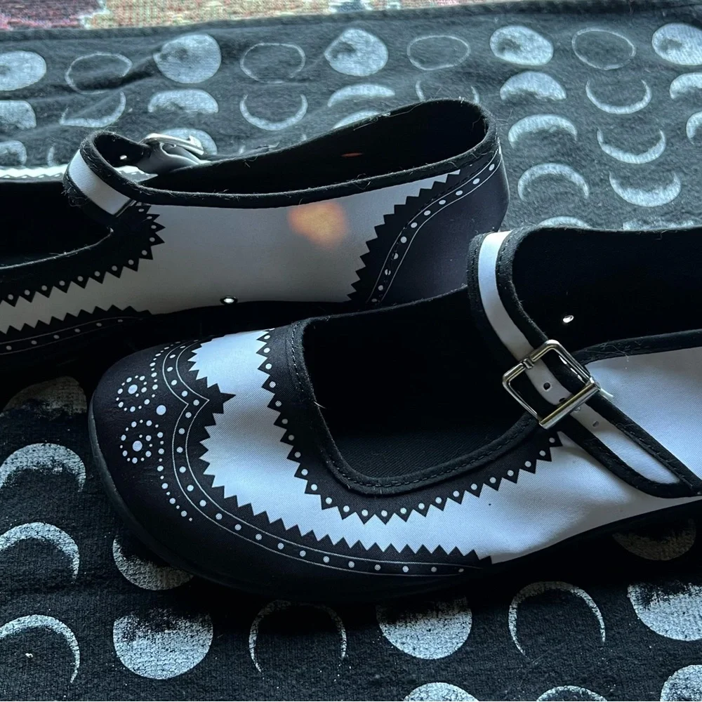 Hot Chocolate Design Chocolaticas® Havana Women's Mary Jane Flat - Picture 2 of 16